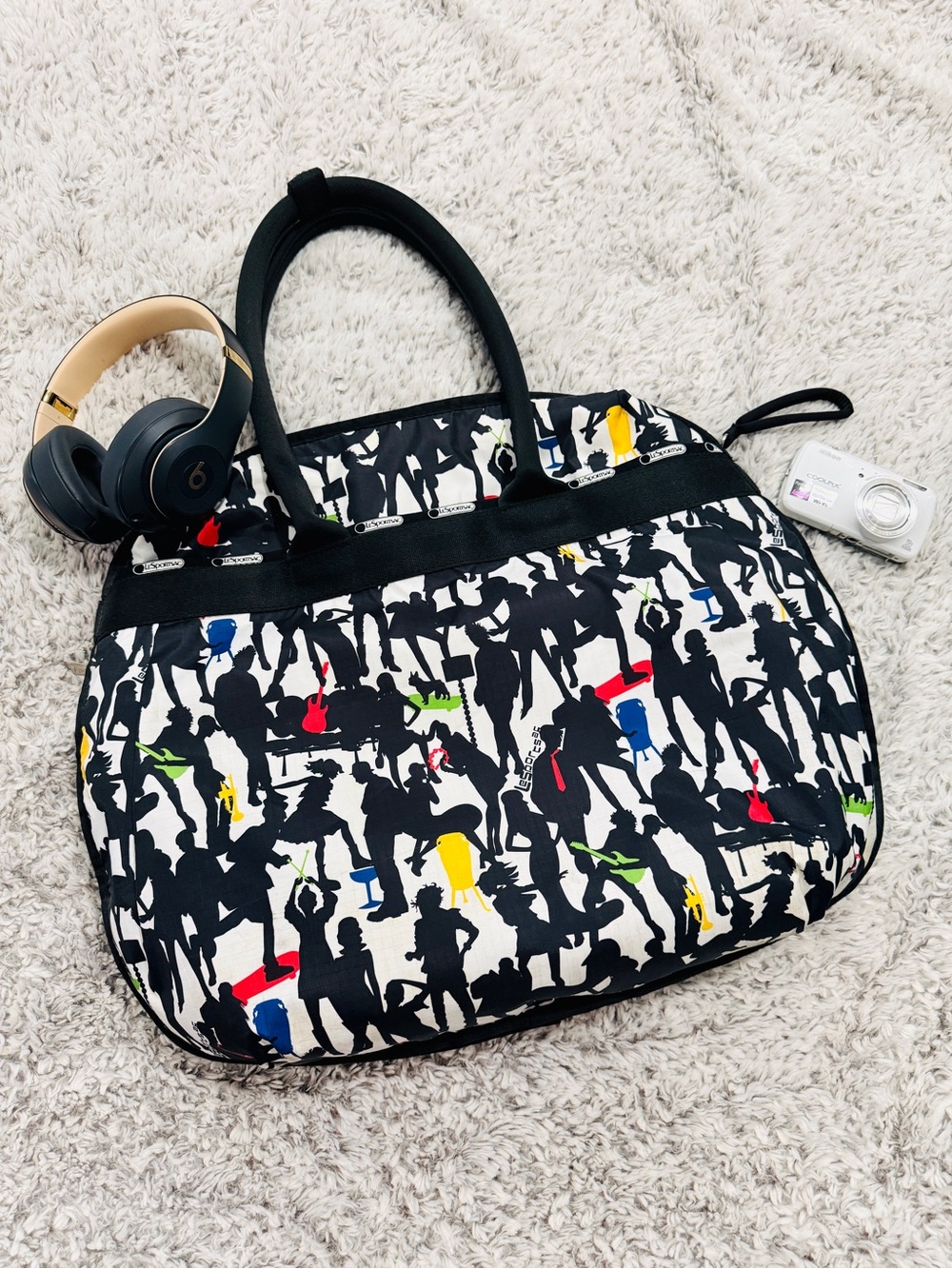 LeSportsac 2010 Artist In Residence Groupies Deluxe Duffle Bag Rare